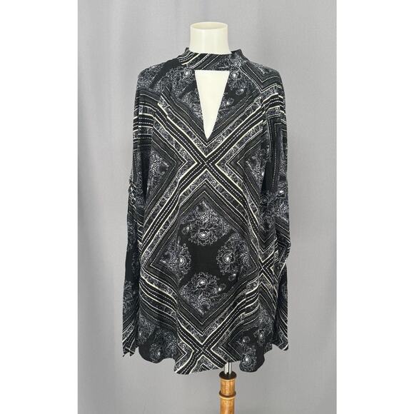 Free People Tunic Womens Medium Black White Keyhole Mock Neck LS Boho Oversize - Picture 1 of 11